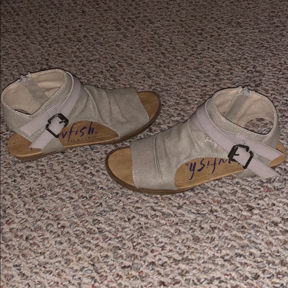 Sandal